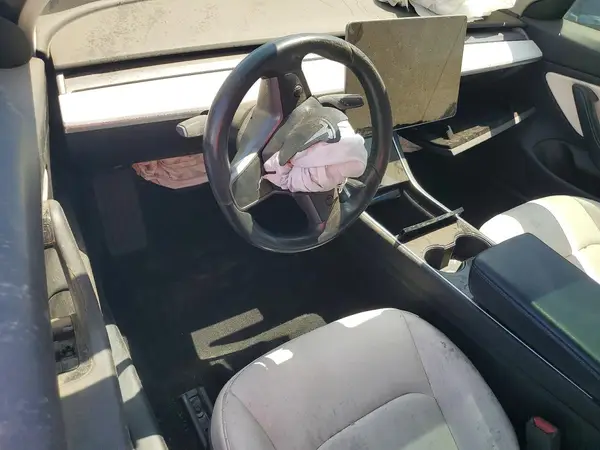5YJ3E1EA5KF302183 2019 TESLA MODEL 3 - Image 8