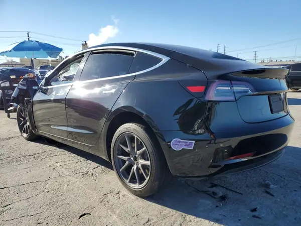 5YJ3E1EA5KF305553 2019 TESLA MODEL 3 - Image 2