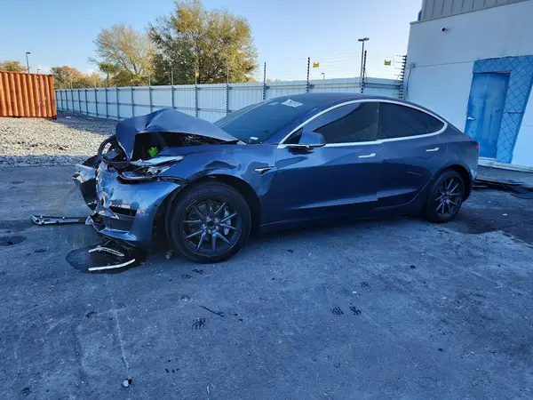 5YJ3E1EA5KF308095 2019 TESLA MODEL 3 - Image 1