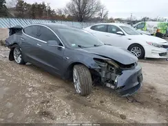 5YJ3E1EA5KF308176 2019 TESLA MODEL 3