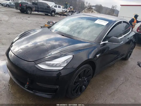 5YJ3E1EA5KF310591 2019 TESLA MODEL 3 - Image 2
