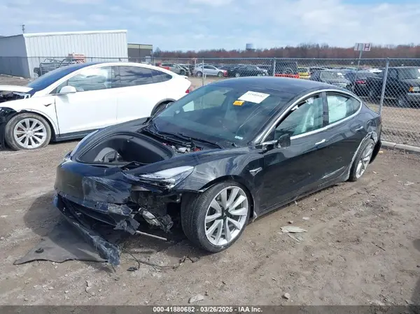 5YJ3E1EA5KF310896 2019 TESLA MODEL 3 - Image 2