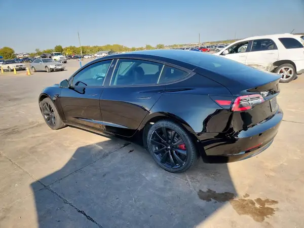 5YJ3E1EA5KF310946 2019 TESLA MODEL 3 - Image 2