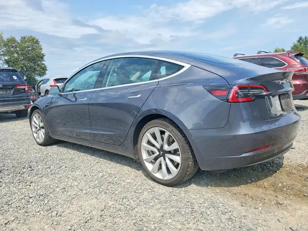 5YJ3E1EA5KF311255 2019 TESLA MODEL 3 - Image 2