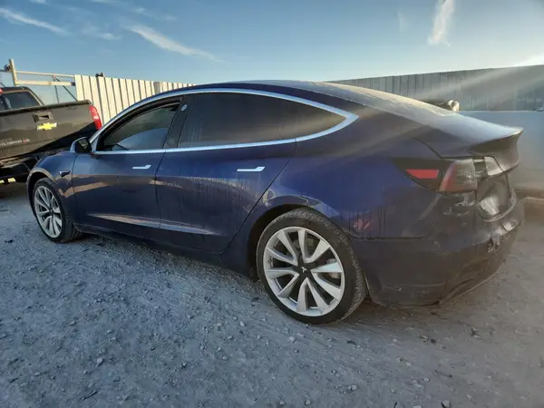 5YJ3E1EA5KF311644 2019 TESLA MODEL 3 - Image 2