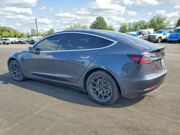 5YJ3E1EA5KF312129 2019 TESLA MODEL 3 - Image 2