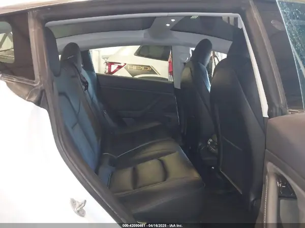 5YJ3E1EA5KF317542 2019 TESLA MODEL 3 - Image 8