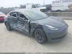 5YJ3E1EA5KF321705 2019 TESLA MODEL 3