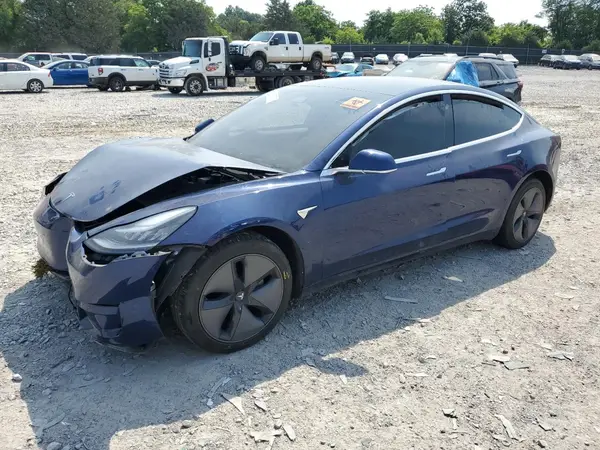 5YJ3E1EA5KF323437 2019 TESLA MODEL 3 - Image 1