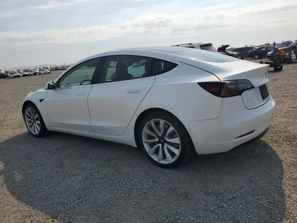 5YJ3E1EA5KF332994 2019 TESLA MODEL 3 - Image 2