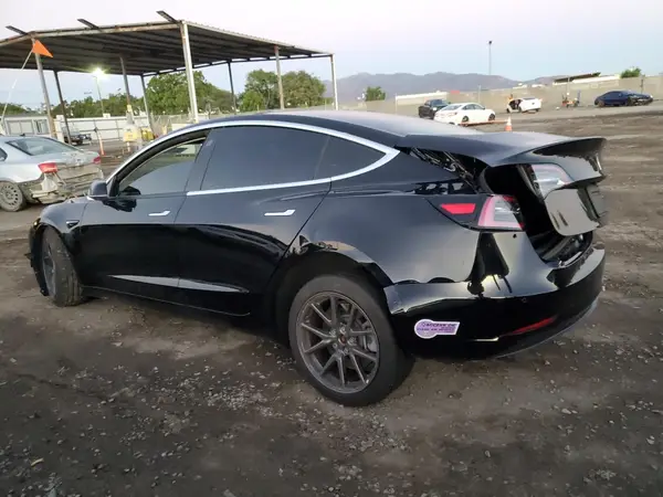 5YJ3E1EA5KF361900 2019 TESLA MODEL 3 - Image 2