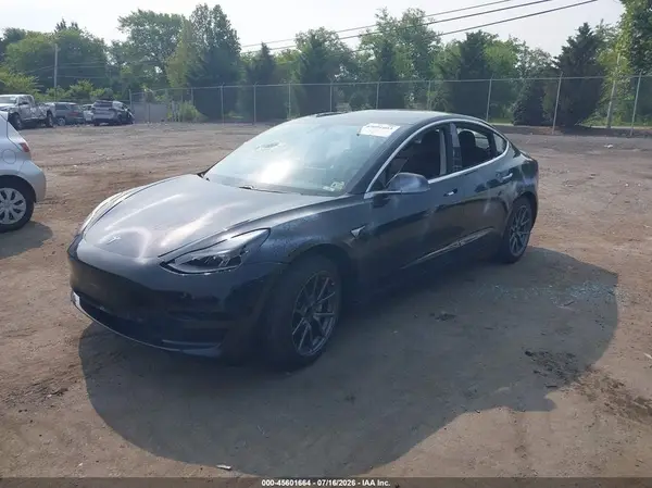 5YJ3E1EA5KF362013 2019 TESLA MODEL 3 - Image 2