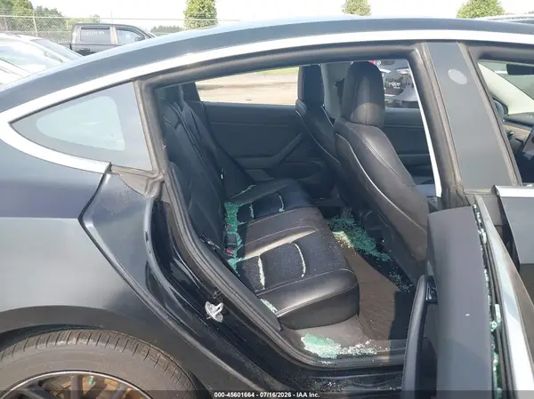 5YJ3E1EA5KF362013 2019 TESLA MODEL 3 - Image 8