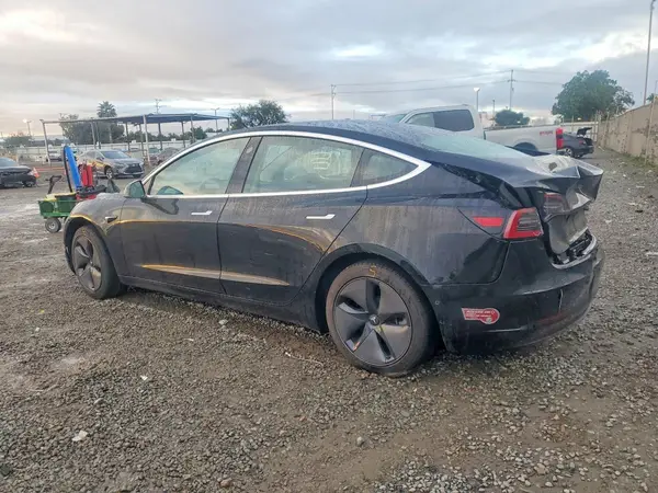 5YJ3E1EA5KF397876 2019 TESLA MODEL 3 - Image 2