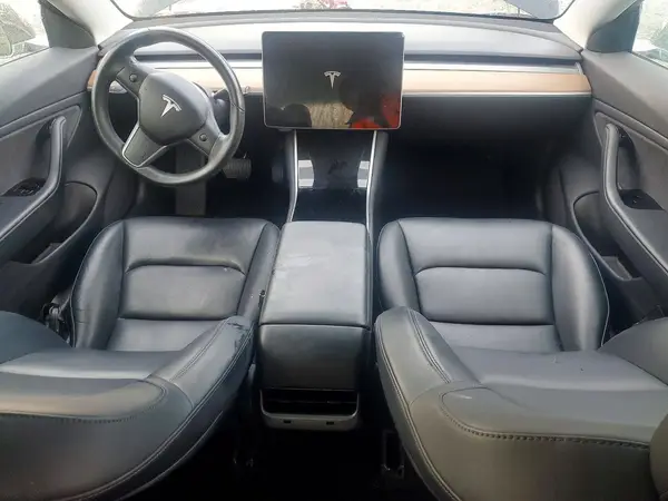 5YJ3E1EA5KF397876 2019 TESLA MODEL 3 - Image 8
