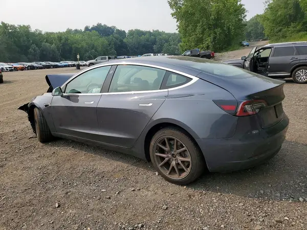 5YJ3E1EA5KF399322 2019 TESLA MODEL 3 - Image 2