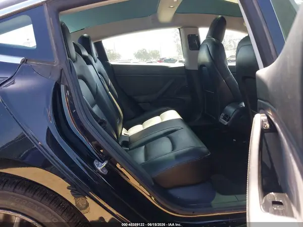 5YJ3E1EA5KF399434 2019 TESLA MODEL 3 - Image 8
