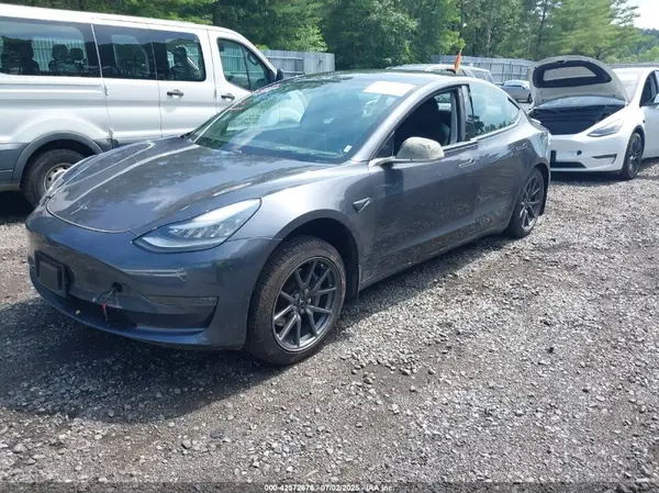 5YJ3E1EA5KF400131 2019 TESLA MODEL 3 - Image 2