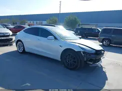 5YJ3E1EA5KF401604 2019 TESLA MODEL 3