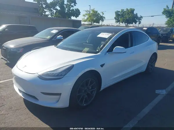 5YJ3E1EA5KF401604 2019 TESLA MODEL 3 - Image 2