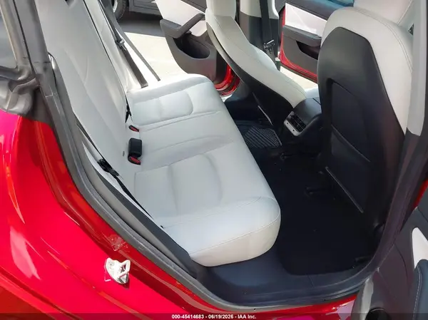 5YJ3E1EA5KF402784 2019 TESLA MODEL 3 - Image 8
