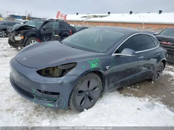 5YJ3E1EA5KF403238 2019 TESLA MODEL 3 - Image 2