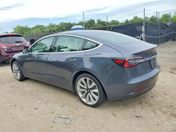5YJ3E1EA5KF407662 2019 TESLA MODEL 3 - Image 2