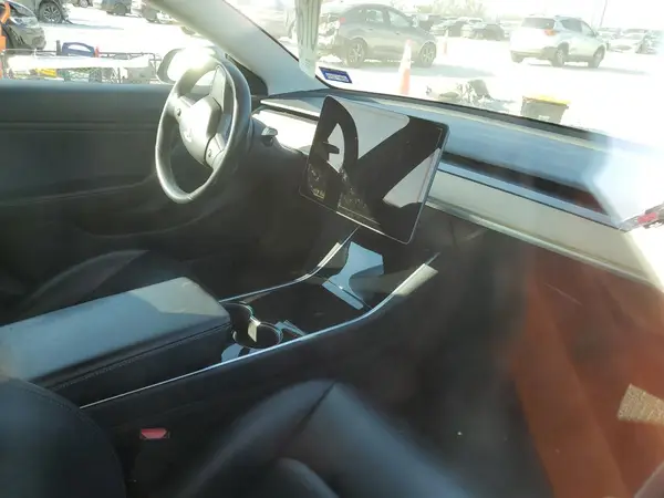 5YJ3E1EA5KF409881 2019 TESLA MODEL 3 - Image 8