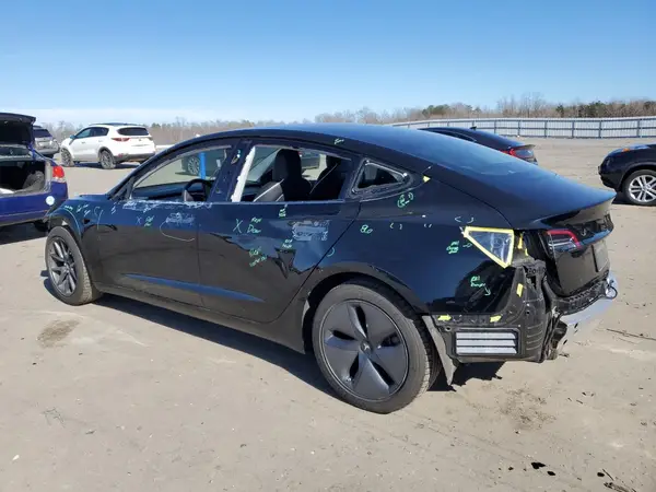 5YJ3E1EA5KF410786 2019 TESLA MODEL 3 - Image 2