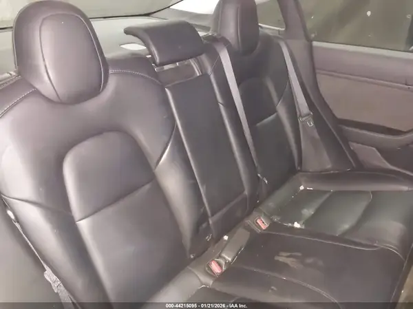 5YJ3E1EA5KF410805 2019 TESLA MODEL 3 - Image 8