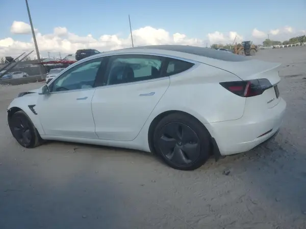 5YJ3E1EA5KF412120 2019 TESLA MODEL 3 - Image 2