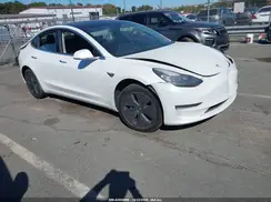5YJ3E1EA5KF426518 2019 TESLA MODEL 3