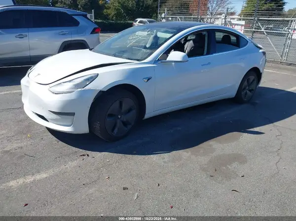 5YJ3E1EA5KF426518 2019 TESLA MODEL 3 - Image 2
