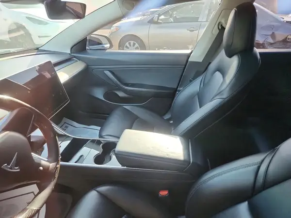 5YJ3E1EA5KF426891 2019 TESLA MODEL 3 - Image 8
