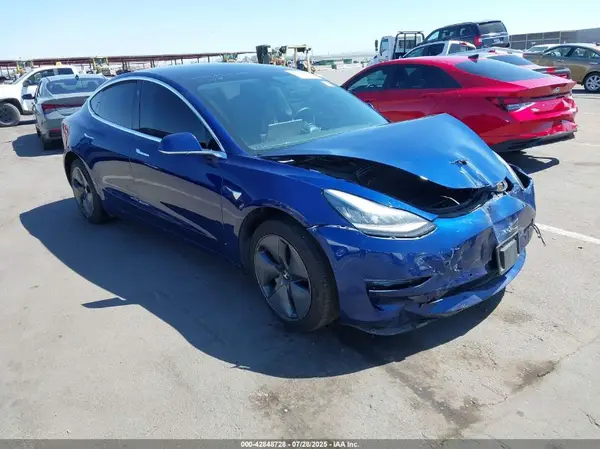 5YJ3E1EA5KF427118 2019 TESLA MODEL 3 - Image 1