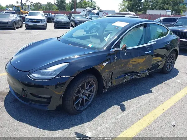 5YJ3E1EA5KF431413 2019 TESLA MODEL 3 - Image 2