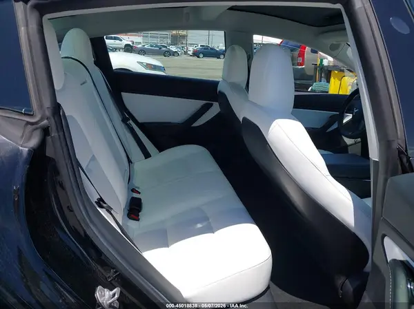 5YJ3E1EA5KF431413 2019 TESLA MODEL 3 - Image 8