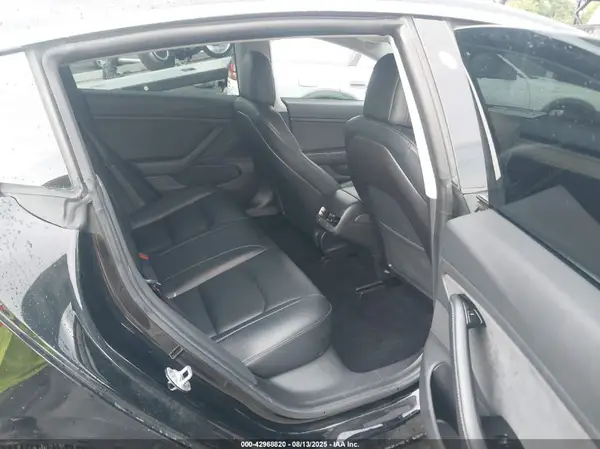 5YJ3E1EA5KF434926 2019 TESLA MODEL 3 - Image 8