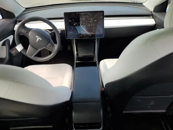 5YJ3E1EA5KF445215 2019 TESLA MODEL 3 - Image 8