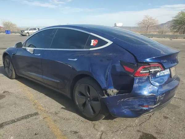 5YJ3E1EA5KF476156 2019 TESLA MODEL 3 - Image 2