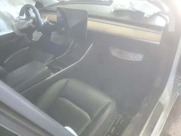 5YJ3E1EA5KF483883 2019 TESLA MODEL 3 - Image 8