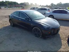 5YJ3E1EA5KF484399 2019 TESLA MODEL 3