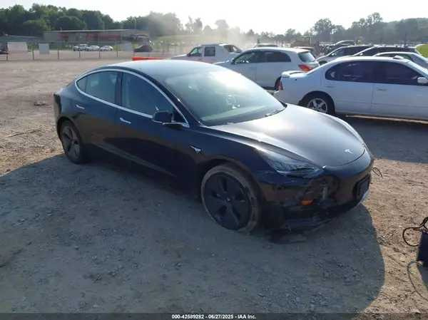 5YJ3E1EA5KF484399 2019 TESLA MODEL 3 - Image 1