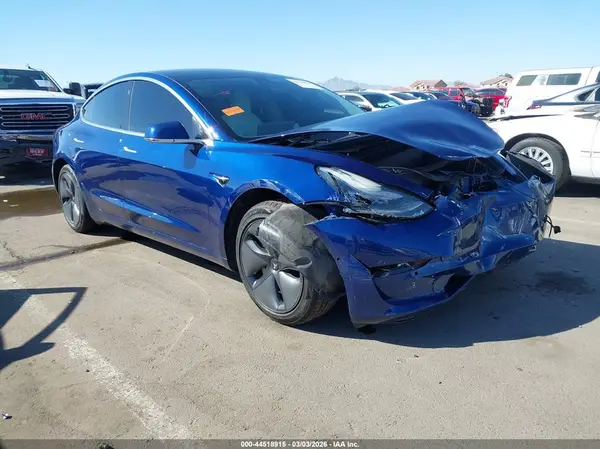 5YJ3E1EA5KF486072 2019 TESLA MODEL 3 - Image 1