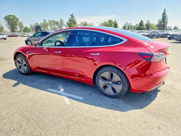 5YJ3E1EA5KF486119 2019 TESLA MODEL 3 - Image 2