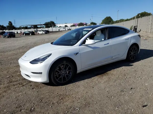 5YJ3E1EA5KF486153 2019 TESLA MODEL 3 - Image 1