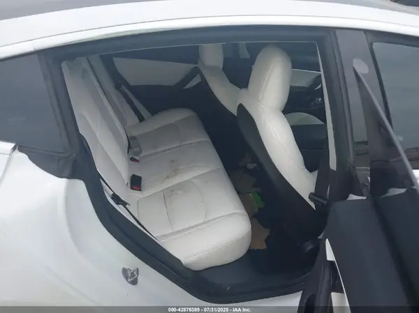 5YJ3E1EA5KF486587 2019 TESLA MODEL 3 - Image 8
