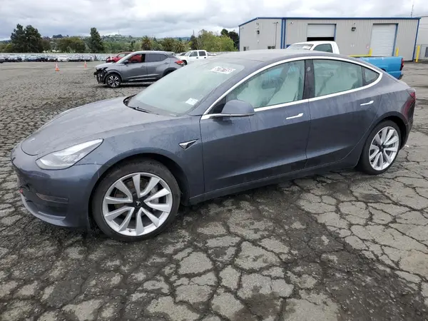 5YJ3E1EA5KF486718 2019 TESLA MODEL 3 - Image 1