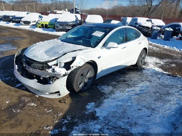 5YJ3E1EA5KF509267 2019 TESLA MODEL 3 - Image 2