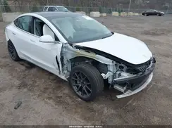 5YJ3E1EA5KF509334 2019 TESLA MODEL 3